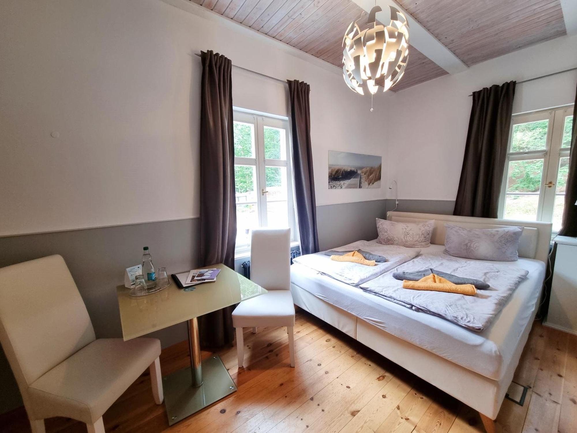 Strandhotel Lindequist Sellin  Екстериор снимка